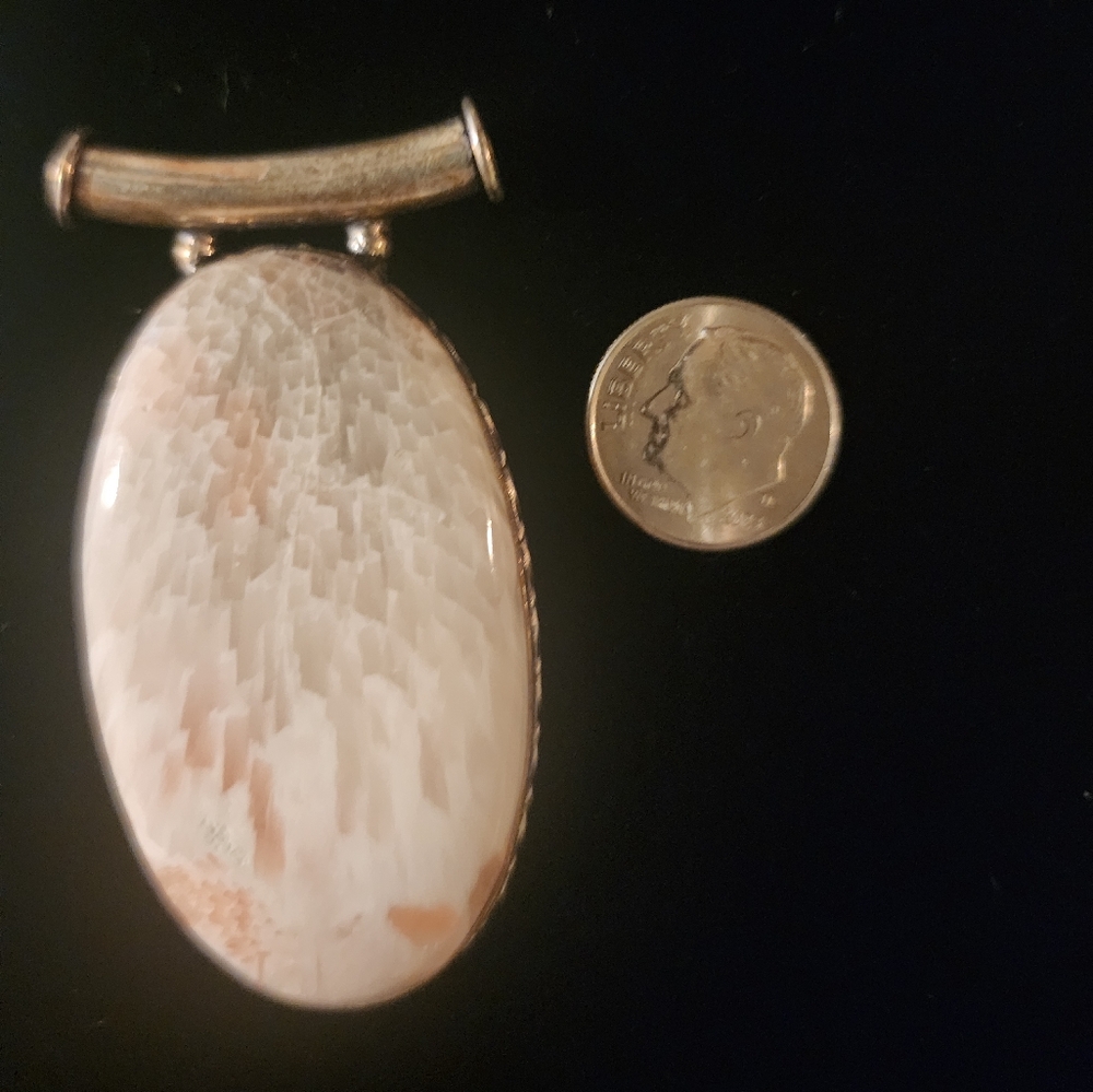 Scolecite Pendant 🤍